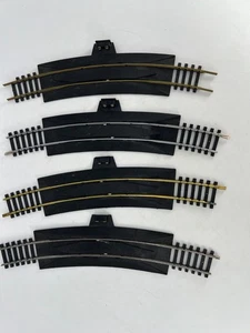 Bachmann HO Scale Lot of (4) 18"R Terminal Rerailer Curved Track Good Condition - Picture 1 of 5
