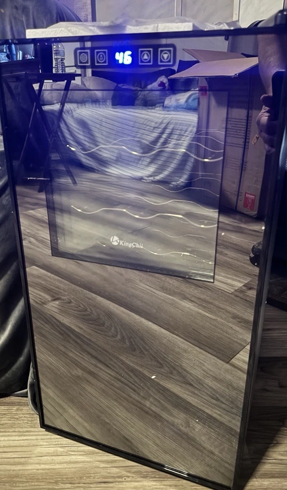 KingChii Enfriador de Vino de 18 Botellas Nevera de Vino Independiente con Puerta de Vidrio Foto 1 de 4