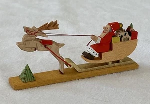 Erzgebirge Emil Helbig Carved Santa Sleigh & Reindeer Figurine 5”x2”x.5” Vintage - Picture 1 of 22