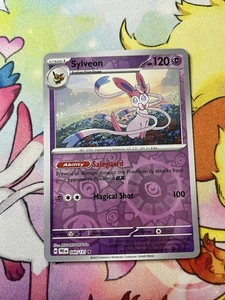 Sylveon 40/131 Pokémon TCG S&V Prismatic Evolutions Reverse Holo NM - Picture 1 of 2