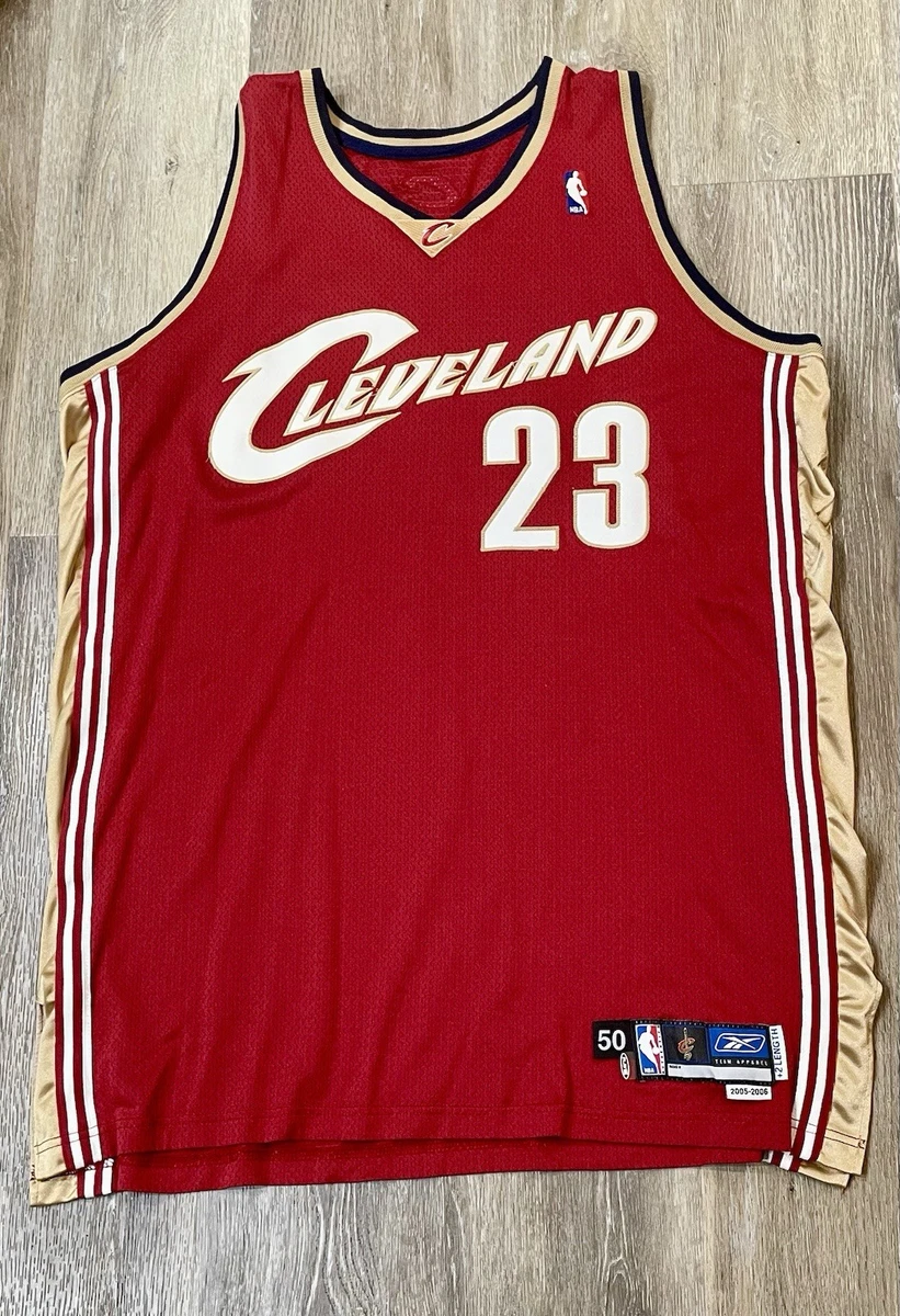 【未使用タグ付】レブロン　CAVS ユニフォーム　紺 LeBron James Cleveland Cavaliers Game Used NBA Memorabilia for