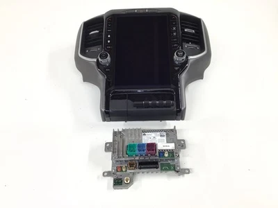 2020-2022 DODGE RAM 1500 12" DIUSPLAY SCREEN MULTIMEDIA RADIO RECEIVER CARPLAY - Image 1 of 4