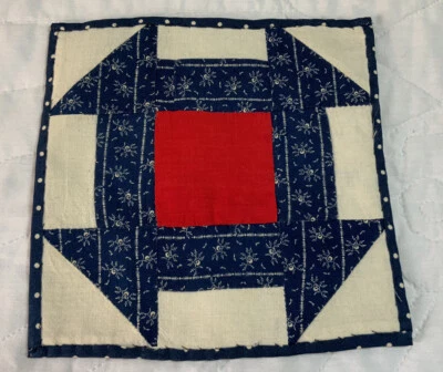 Edredón de retazos vintage, tablero batidor, calicos florales tempranos, azul marino Foto 1 de 4