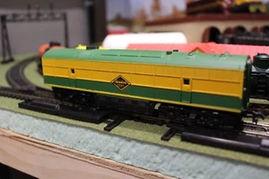 924104 AHM H0 scale FM Dummy Unit Very Nice Reading Line - Picture 1 of 6