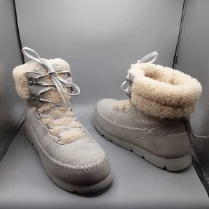 Manitobah Pacific Hiker Boots Women's 9M Grey Suede Wool. B620 - Picture 1 of 11