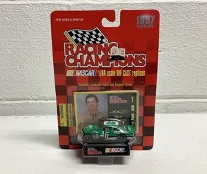 Campeones de carreras Wally Dallenbach #46 Primera Unión 1/64 Diecast - Imagen 1 de 3