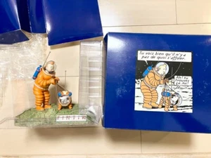 Figura Las Aventuras de Tintín Luna Exploración Mundial con Caja Retro Raro Usado - Imagen 1 de 15