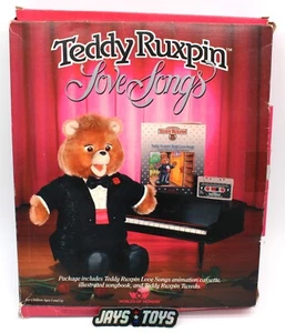 Vintage 1986 Teddy Ruxpin Love Songs Outfit Cassette Book Worlds of Wonder - Picture 1 of 8
