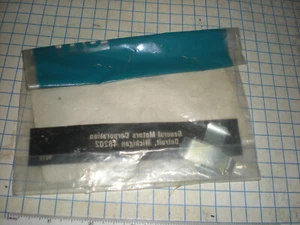 2-Pack Genuine GM Spring-F/Tnk Fil Dr 15532407 O1 - Picture 1 of 2