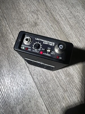 lectrosonics VHF CR187 Transmitter - Image 1 of 4