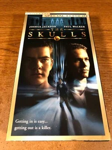 The Skulls VHS VCR Video Tape Used Craig T. Nelson Paul Walker - Picture 1 of 6