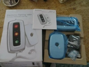 BROOKSTONE PARK IT ELECTRONIC PARKING VALET. BRAND NEW IN BOX - Model 541433 - Picture 1 of 3