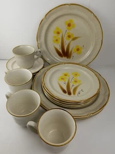 Vtg. Hearthside Hand Painted Stoneware 16-Pc Wellington 4 Place Settings Japan - Picture 1 of 10