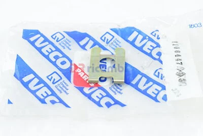 CLIP FERMAGLIO LEVA FRENO FIAT IDEA STILO DOBLO LANCIA Y ALFA ROMEO147- 11064471 Foto 1 de 4