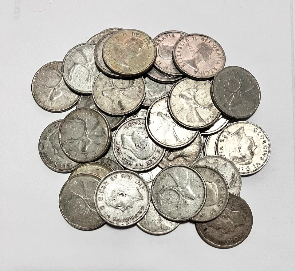 $10 Face 80% Silver Canadian Canada Quarters 40Pcs Roll Lot - Image 1 of 1