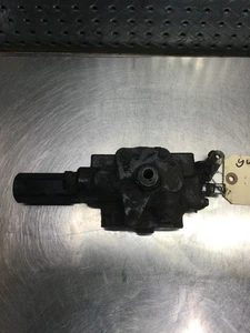 KUBOTA RTV 1100CWX HYDRAULIC AUXILIARY VALVE ASSY YW254-00105 t394 - Bild 1 von 7