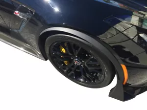Front Wheel Trim Moldings for 2014-2019 C7 Corvette - Picture 1 of 3