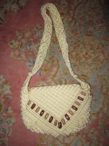 Vintage macrame synthetic cream shoulder strap purse w decorated wooden beads - Picture 1 of 8