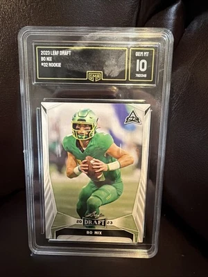 BO NIX~OREGON/BRONCOS~2023 LEAF DRAFT GMA 10 GEM-MT GRADED ROOKIE RC CARD #32 - Image 1 of 4