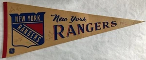 Bandiera pennant hockey New York Rangers NHL fine anni 70 firmata *leggi* - Foto 1 di 8