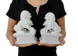 Chinese Old Marked White Pair Lion Palace Porcelain Foo Dog Figure Curve Statue - Picture 1 of 8