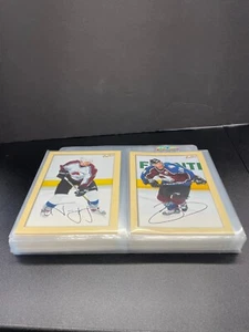 2005-06 UD BEEHIVE HOCKEY 5 X 7 SET ( 70 CARDS )   HOWE - GRETZKY  *1913 - Picture 1 of 9