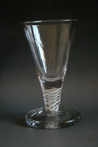 18TH CENTURY ENGLISH FIRING GLASS WITH DOUBLE SERIES OPAQUE TWIST STEM - Picture 1 of 4