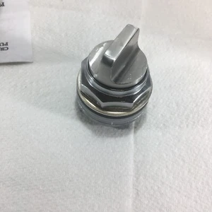 Varco 99049, GE CR104P, solid metal selector switch, 2 position, no spring, NEW - Picture 1 of 8