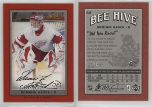 2006-07 Upper Deck Bee Hive Red Facsimile Signatures Dominik Hasek #65 HOF