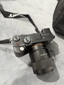 Sony A7C Made Mirrorless Digital Camera With Lens 55 mm f1.8 1 bag 3 Battery  - Picture 1 of 8