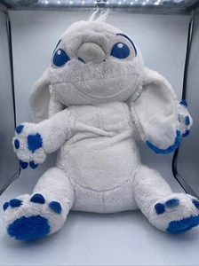 Peluche grande de 18" con puntada azul blanco invierno exclusivo de Disney Store - Imagen 1 de 6
