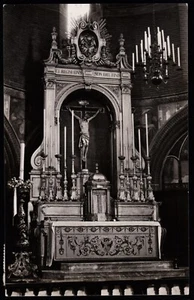 St Mary  Church The High Alter Bourne Street London RP Postcard - Picture 1 of 2