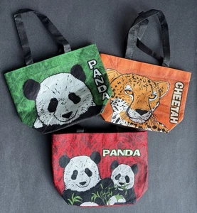 San Diego Zoo Safari Park Set 3 Lunch Tote Bags Red Green Panda Orange Cheetah - Picture 1 of 9