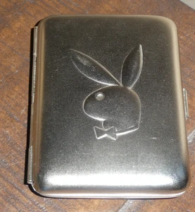 Portasigarette Playboy vintage circa 3,5 x 2,5 x,5 pollici - Vedi foto!! - Foto 1 di 5