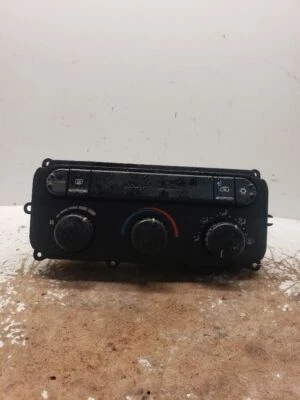 Used A/C Selector Switch fits: 2003 Dodge Caravan AC front dash mounted manual w - Изображение 1 из 4