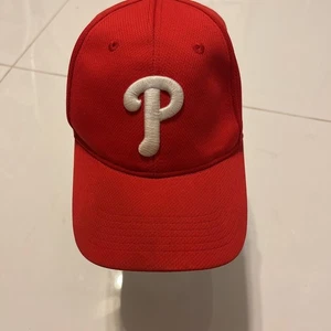 Gorra de béisbol roja con logotipo 'P' de Philadelphia Phillies - Imagen 1 de 5