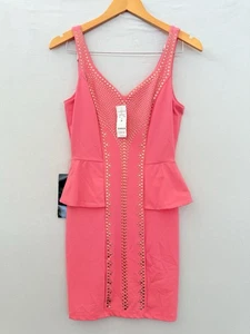 Bebe Frosty Bodycon Peplum Pink Gold Studded Dress Lined Stretchy New Medium - Foto 1 di 9