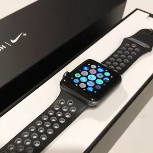 Apple Watch Series 2 nike+ aluminum 42mm GPS - Picture 1 of 6