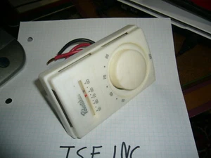 Termostato de voltaje de línea Robertshaw, MD 26, interruptores dobles, instalado pero no usado - Imagen 1 de 3