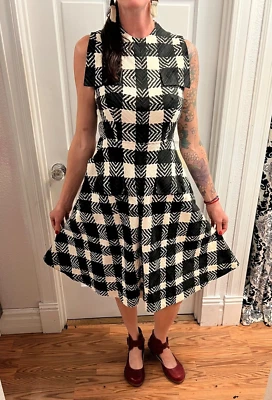 Vestido DE COLECCIÓN Geoffrey Beene Pequeño Boutique Mod Alta Costura Blanco y Negro Foto 1 de 4