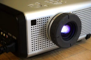 Philips Hopper XG10 3-LCD Projector - Low Hours & Clean, Tested and Working Fine - Picture 1 of 15