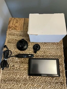 Garmin Nuvi 65LM GPS Navigation Bundle With Mount & Charger TESTED - Picture 1 of 4