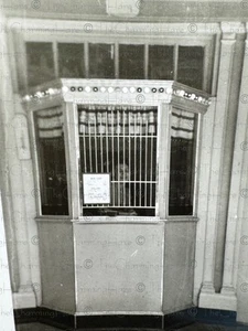 Vintage Foto Theater Abendkasse Ticketverkauf Stand um 1940 - Bild 1 von 3