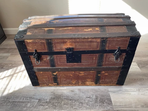 Antique Dome Top Steamer Trunk Cover