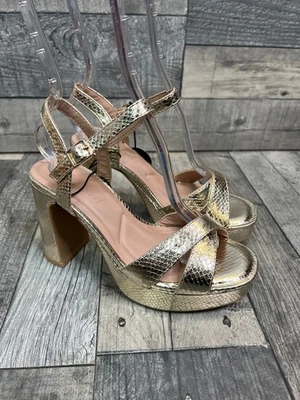 New Look Heels Sandals Size UK 4 Wide Fit Gold Metallic Xmas Party NYE Strappy - Image 1 of 4