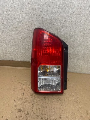 Luz trasera izquierda conductor lado izquierdo Nissan Pathfinder 2005 a 2012 OEM U2357 DW Foto 1 de 4
