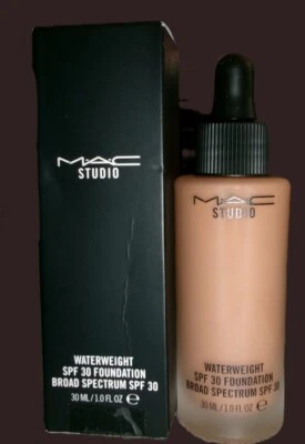 MAC Studio Waterweight SPF30 Foundation NW35 Long Wearing Sheer Coverage 1oz NIB - Image 1 of 3