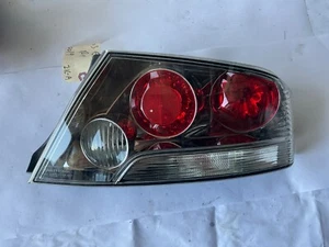 LUZ TRASERA/LÁMPARA TRASERA R/R 2003-2005 MITSUBISHI LANCER EVOLUTION CONTUP-22P - Imagen 1 de 4