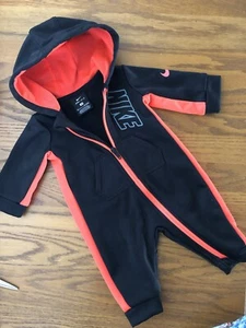 NIKE Dry-Fit Infant 3M Zip front Hooded Coverall Black W/Orange Trim - Picture 1 of 4