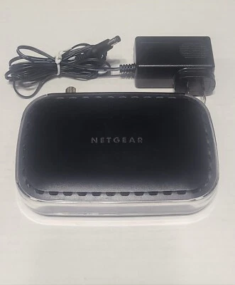 Netgear CM400 DOCSIS 3.0 Gigabit Ethernet Cable Modem w/ Adapter - Image 1 of 3